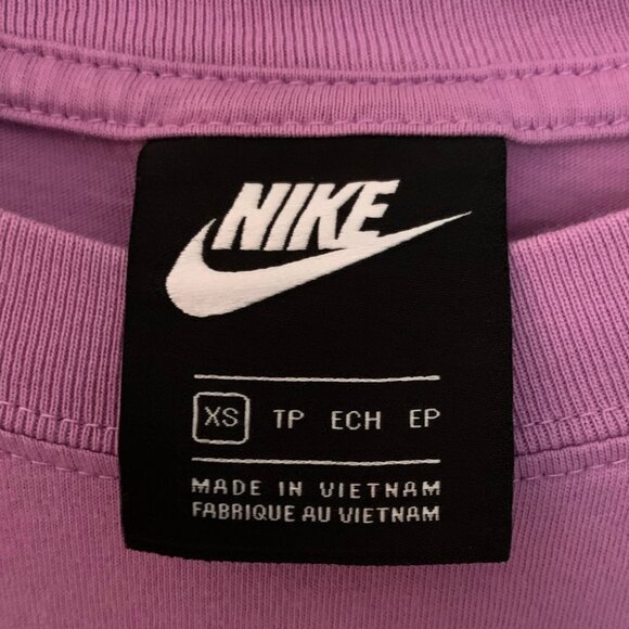 Nike Women's Sportswear Playful Pink SS Essential Tee | Size XSMALL - Picture 4 of 6